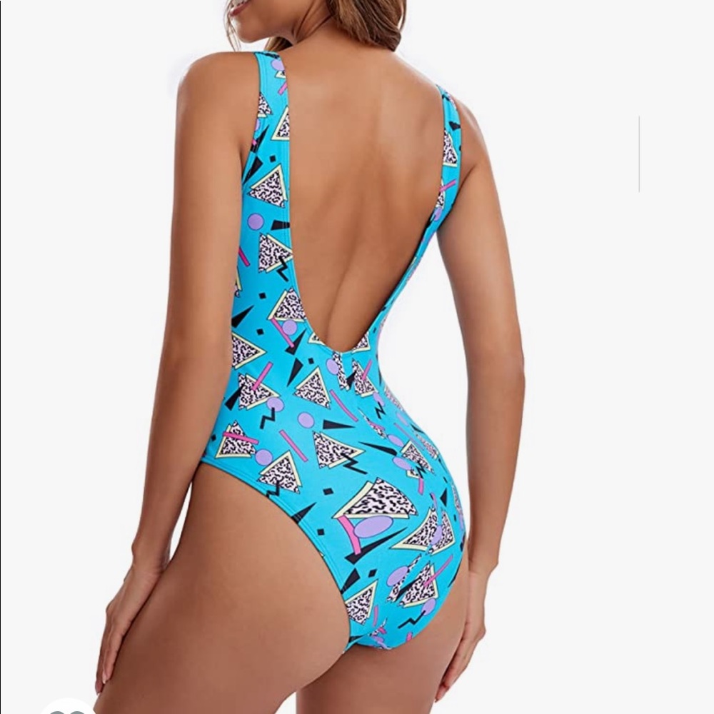 Retro HighCut Low Back Padding One Piece Swimwear Bathing Suits